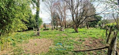 Terrain constructible - 2 334 m²