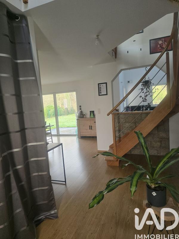 Maison - 145 m² - 6 pièces