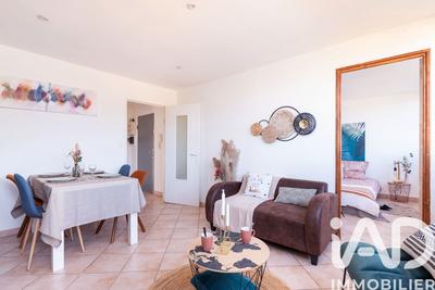 Appartement - 75 m² - 4 pièces