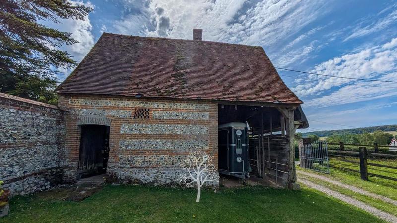 Propriété - 180 m² - 6 pièces