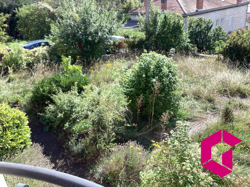 Maison traditionnelle - 168 m² - 9 pièces