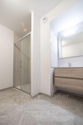 Appartement - 101 m² - 4 pièces