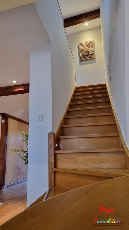 Maison - 142 m² - 5 pièces