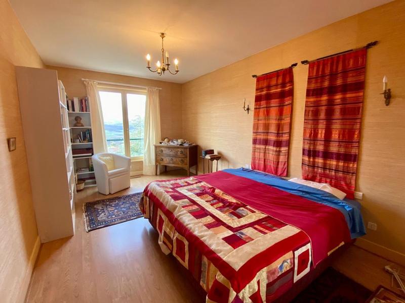 Maison - 410 m² - 7 pièces