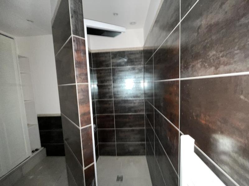 Appartement - 93 m² - 4 pièces