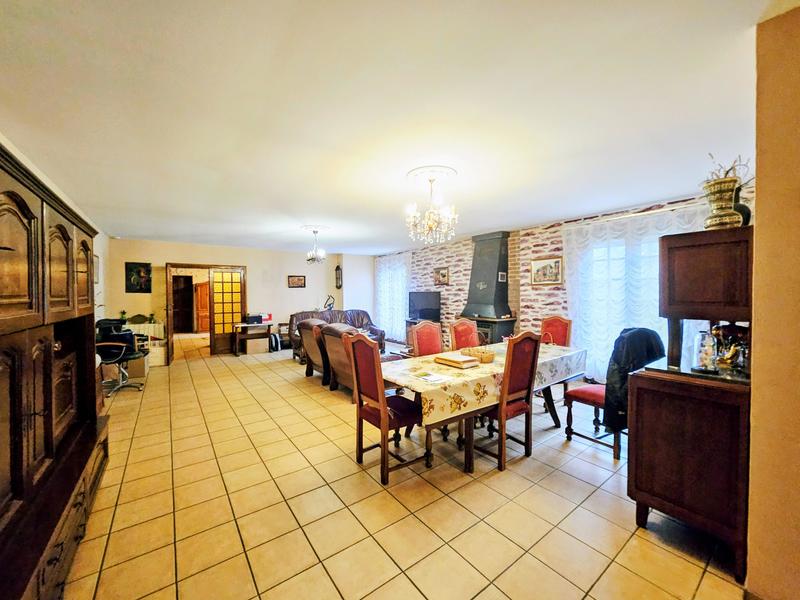 Maison - 137 m² - 4 pièces