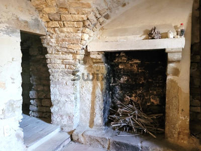 Maison de village - 180 m² - 4 pièces