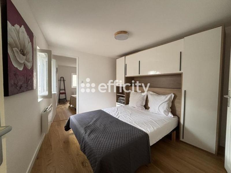 Immeuble - 105 m² - 5 pièces