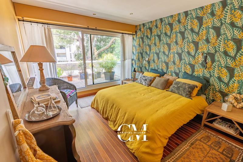 Appartement - 98 m² - 4 pièces