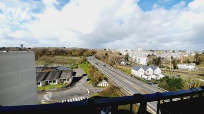 Appartement - 94 m² - 5 pièces