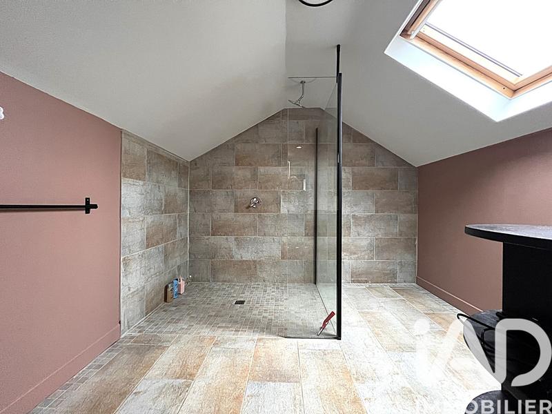 Maison - 143 m² - 5 pièces