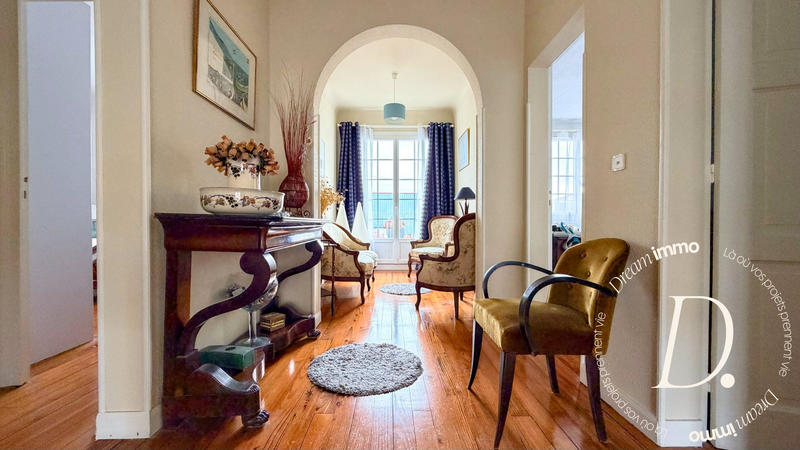 Maison - 179 m² - 4 pièces