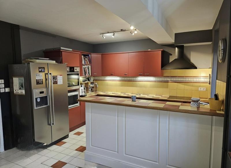 Maison - 371 m² - 8 pièces