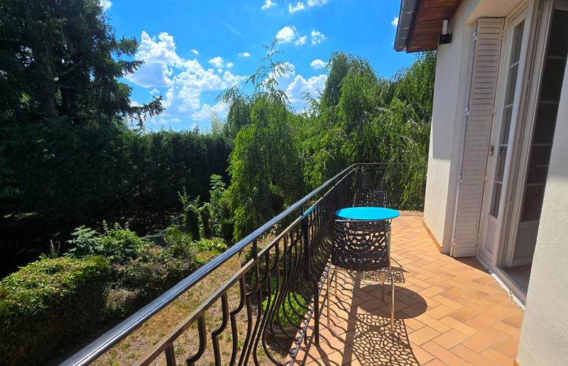 Villa - 200 m² - 8 pièces