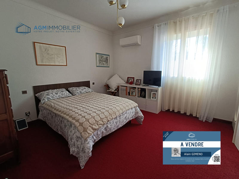 Propriété - 210 m² - 6 pièces