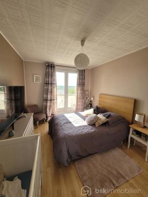 Appartement - 75 m² - 3 pièces