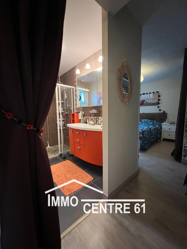 Maison - 157 m² - 8 pièces