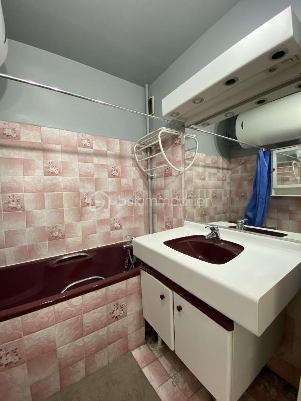 Appartement - 80 m² - 5 pièces