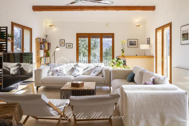 Maison - 174 m² - 5 pièces