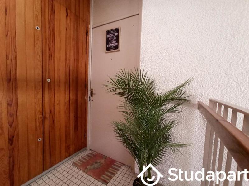 Chambre - 12 m² - 1 pièce