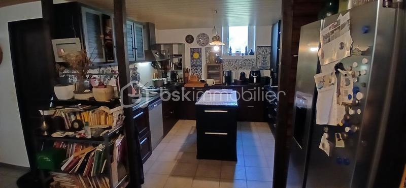 Demeure - 379 m² - 9 pièces