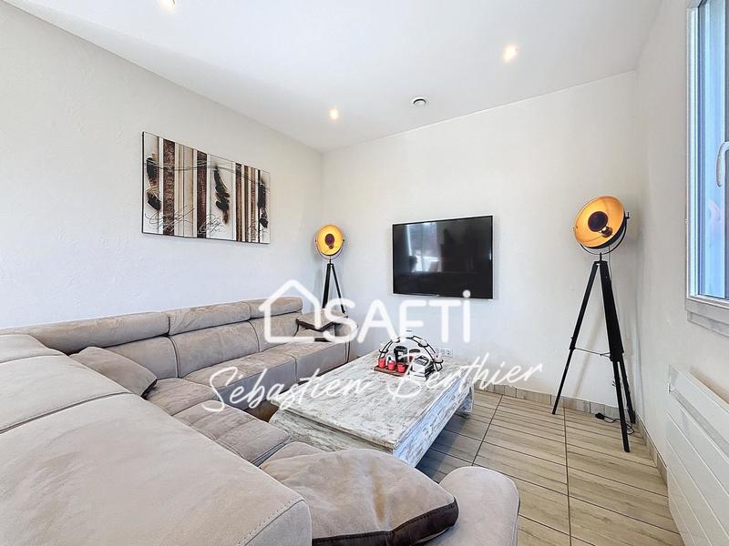 Maison - 180 m² - 6 pièces