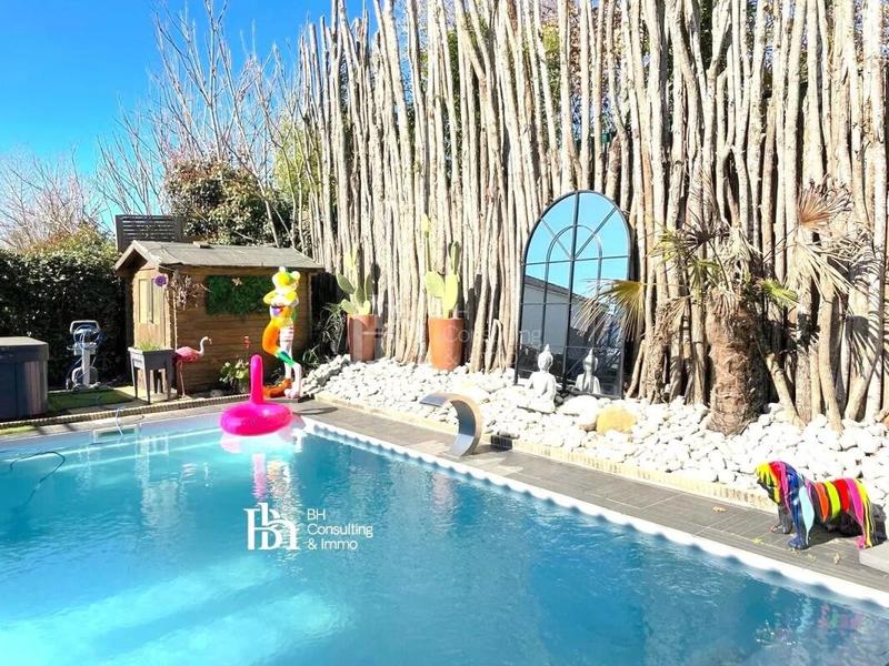 Maison - 123 m² - 6 pièces