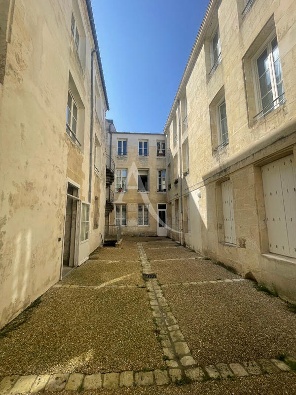 Appartement - 49 m² - 2 pièces