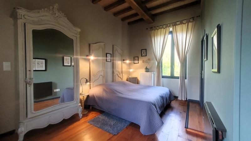 Propriété - 300 m² - 12 pièces