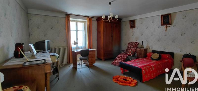 Maison - 333 m² - 15 pièces