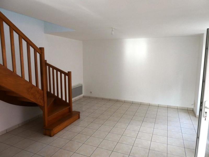 Maison en pierre - 64 m² - 3 pièces