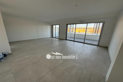 Appartement - 104 m² - 4 pièces