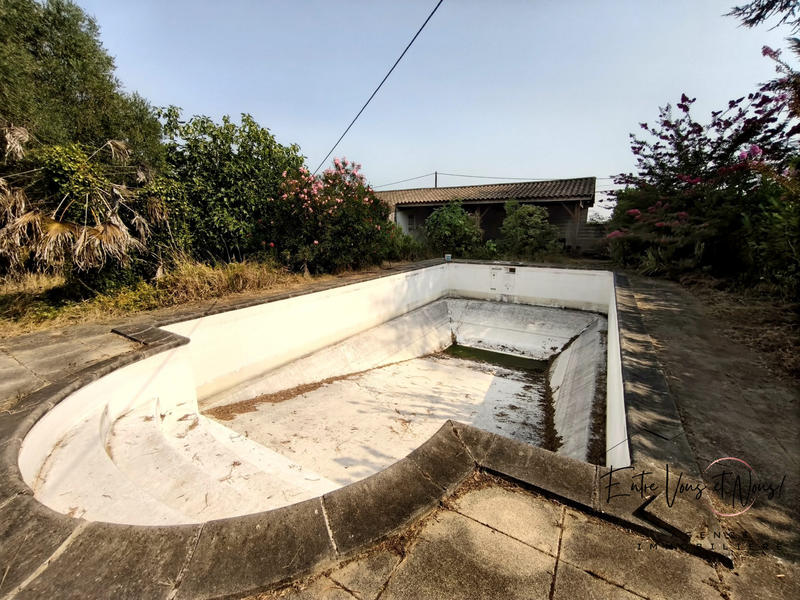 Maison - 219 m² - 8 pièces