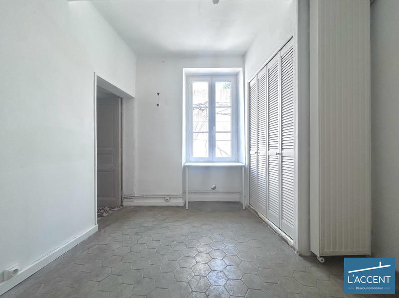 Maison - 188 m² - 5 pièces