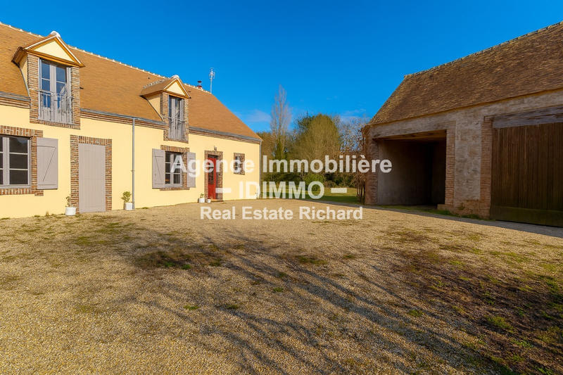 Maison - 174 m² - 6 pièces