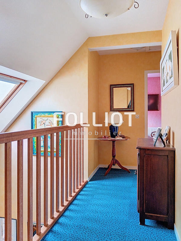 Maison - 137 m² - 5 pièces