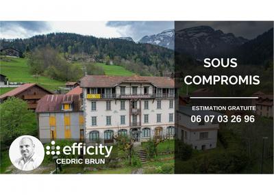 Immeuble - 1 475 m² - 46 pièces