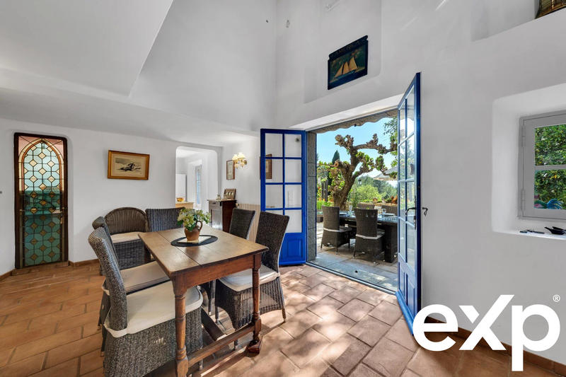 Bastide - 342 m² - 9 pièces