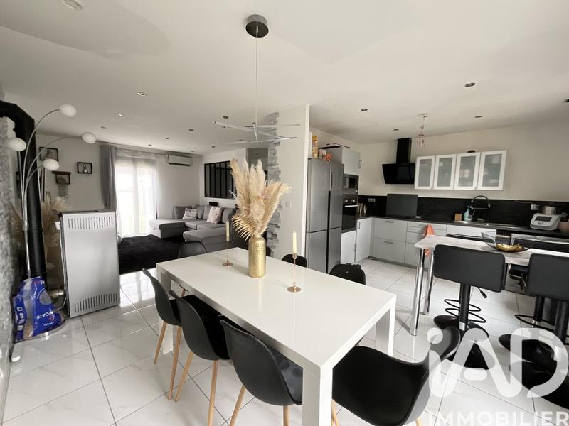 Maison - 88 m² - 5 pièces