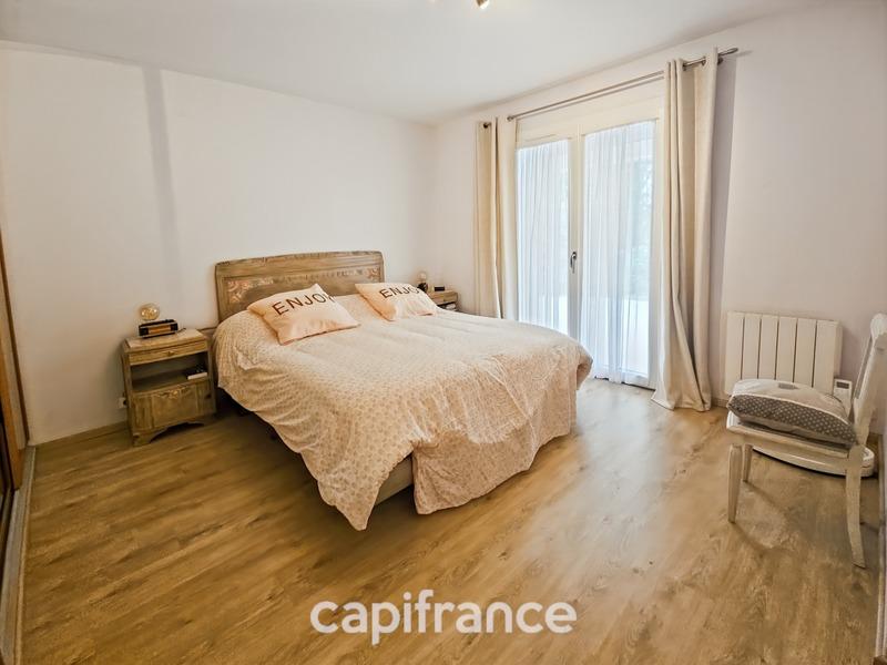 Maison - 162 m² - 8 pièces