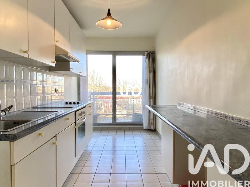 Appartement - 80 m² - 4 pièces