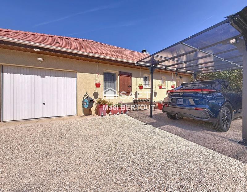 Maison - 99 m² - 4 pièces