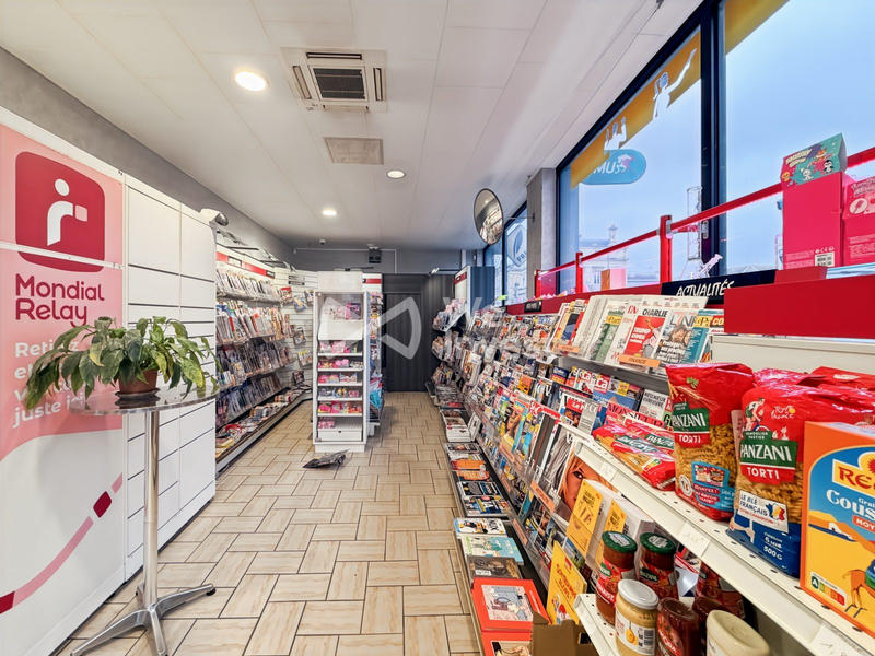 Fonds de commerce - 140 m²