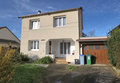 Maison - 92 m² - 4 pièces