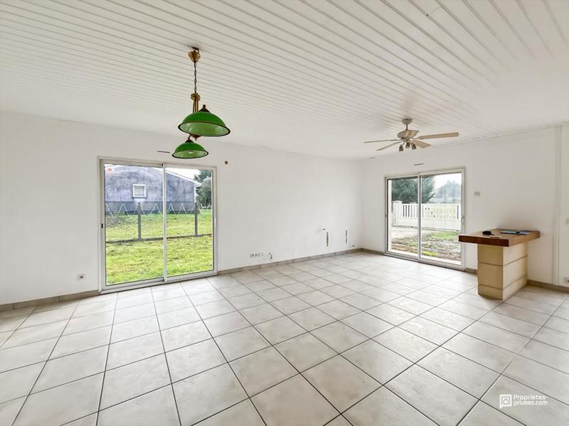 Maison - 180 m² - 7 pièces