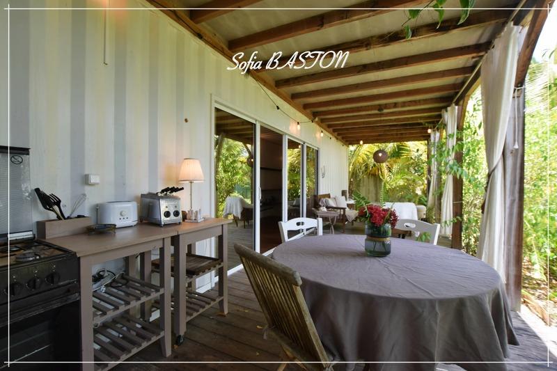 Maison - 241 m² - 10 pièces