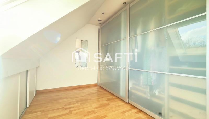 Maison - 282 m² - 6 pièces