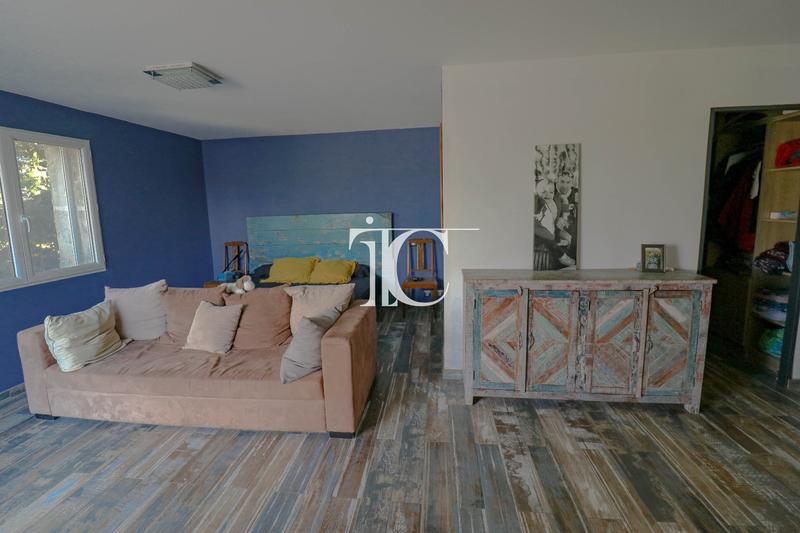 Mas - 195 m² - 5 pièces