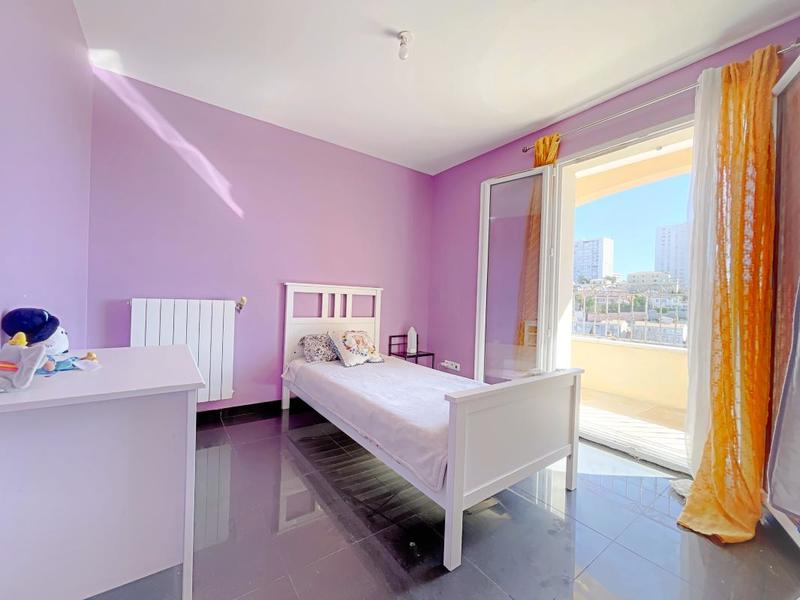 Villa - 185 m² - 8 pièces