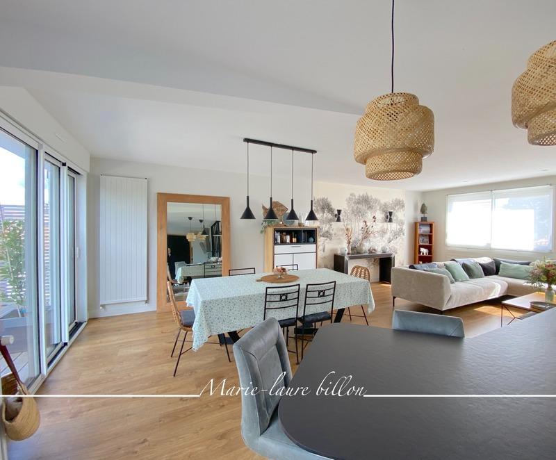 Maison - 140 m² - 5 pièces